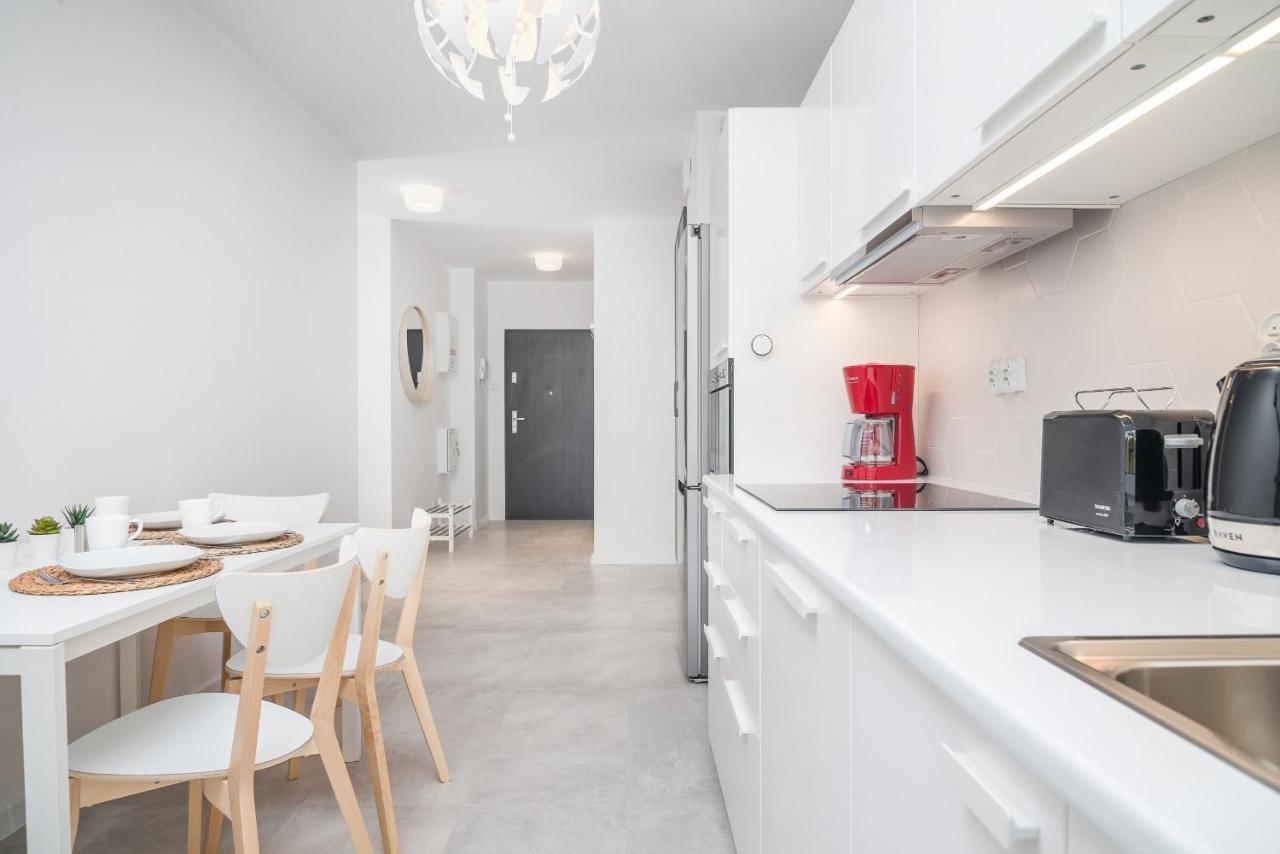 Botanic Gardens Apartment With Free Garage Wroclaw By Noclegi Renters Экстерьер фото