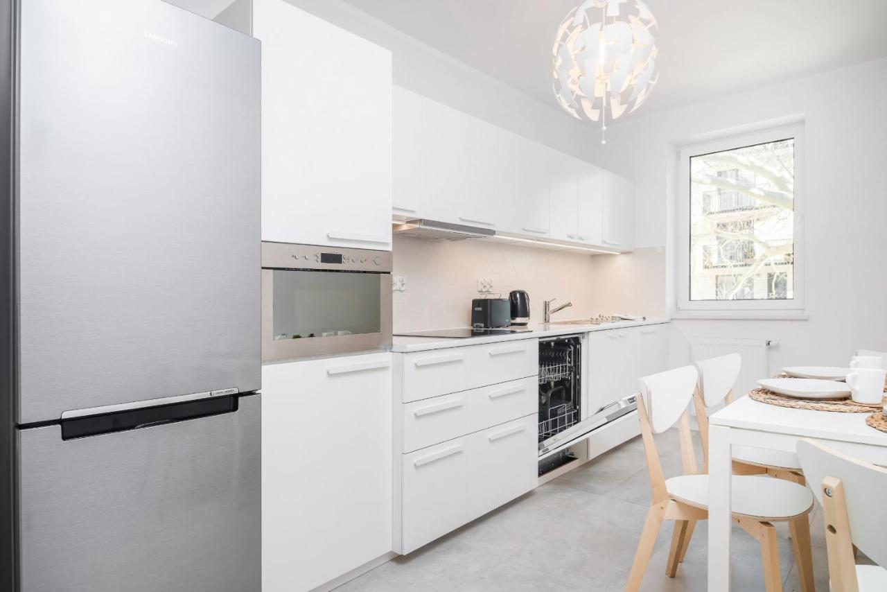 Botanic Gardens Apartment With Free Garage Wroclaw By Noclegi Renters Экстерьер фото