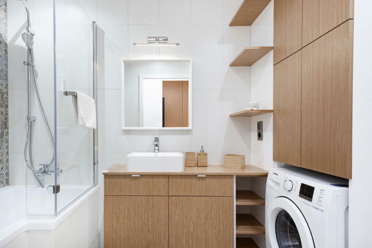Botanic Gardens Apartment With Free Garage Wroclaw By Noclegi Renters Экстерьер фото
